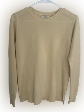 Talbots Womens Light Cream Knit Long Sleeve Crewneck Sweater. Size M